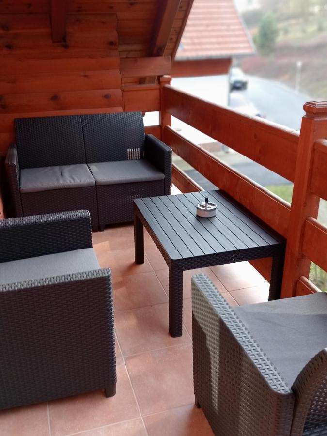 Star Apartman Zalacsány Exterior foto
